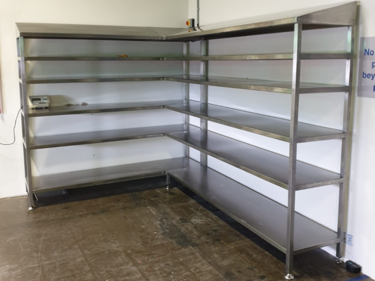 Stainless Steel Shelves2 1200x900 